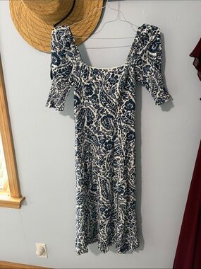 Francesca's Collections Navy and White Floral Square-Neck Midi Dress